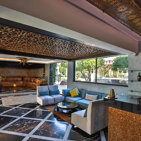 Palais Ommeyad Jacuzzi Suites & Spa-2